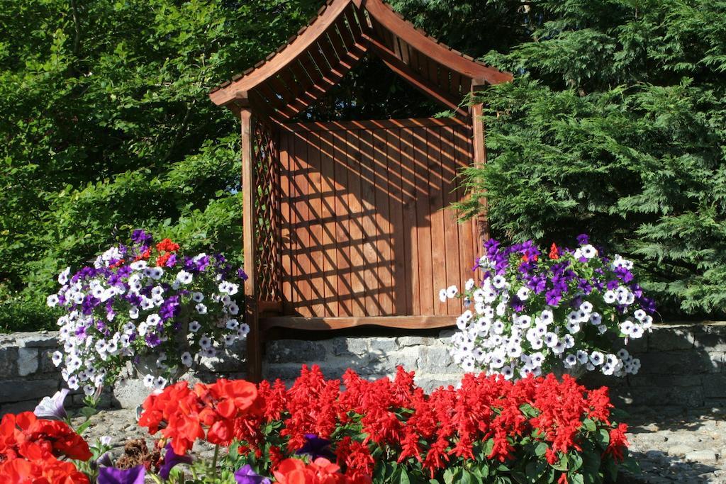 Friars Quarter House Bed & Breakfast Балинроуб Екстериор снимка