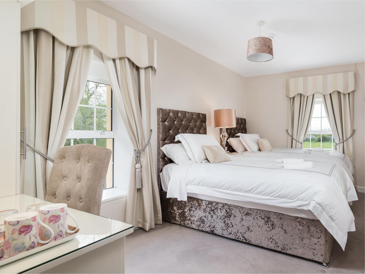 Friars Quarter House Bed & Breakfast Балинроуб Екстериор снимка